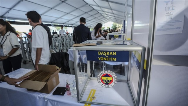 Fenerbahçe'de seçim günü haber görseli