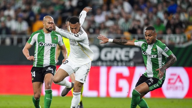 Real Madrid, Betis Deplasmanında Puan Kaybetti! haber görseli