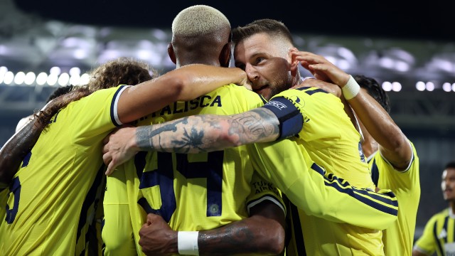Fenerbahçe evinde galip haber görseli