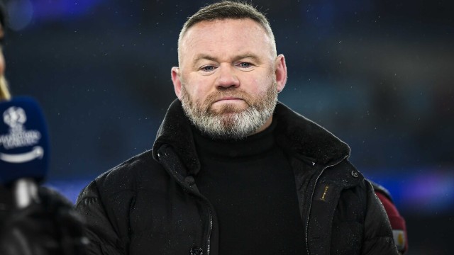 Rooney'den Salah'a sert eleştiri: Ona sahayı dar ederdim! haber görseli
