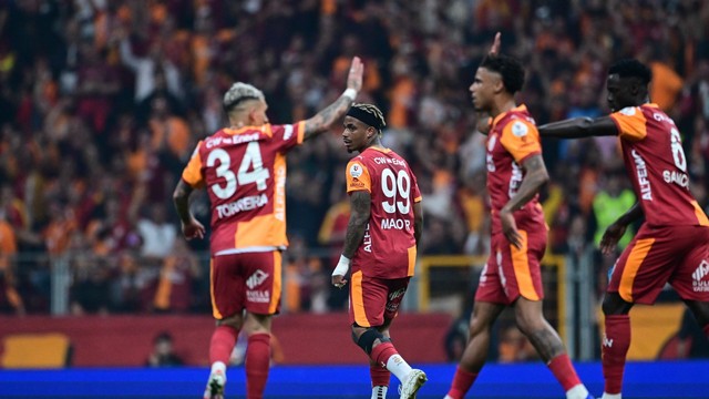 Aslan Zirvede! Galatasaray Şampiyonluğa Ulaştı! haber görseli